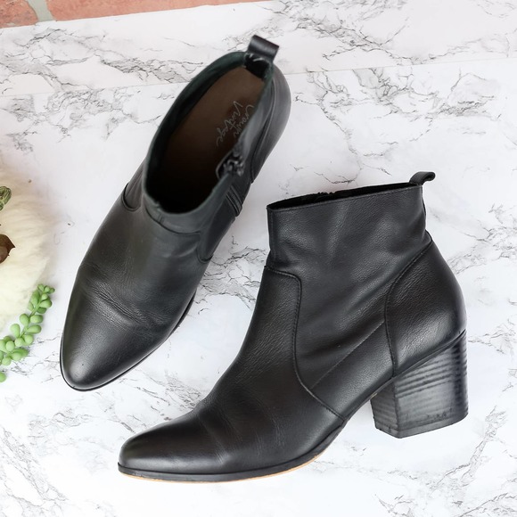 Crown Vintage Black Ankle Booties 8
